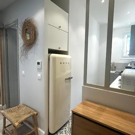 Cosy Et Spacieux 2p - Port De - Climatise Lägenhet
